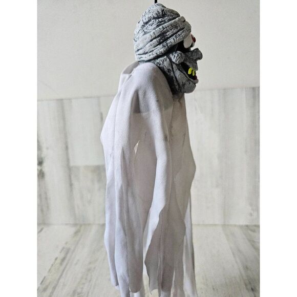 Paper magic mummy hanging vintage Halloween prop decor 2003 - Picture 4 of 8